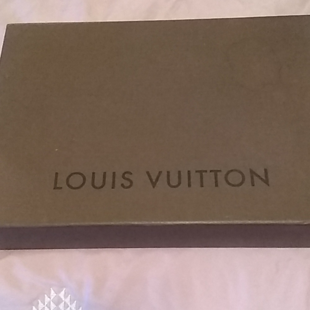 Louis Vuitton crossbody bag